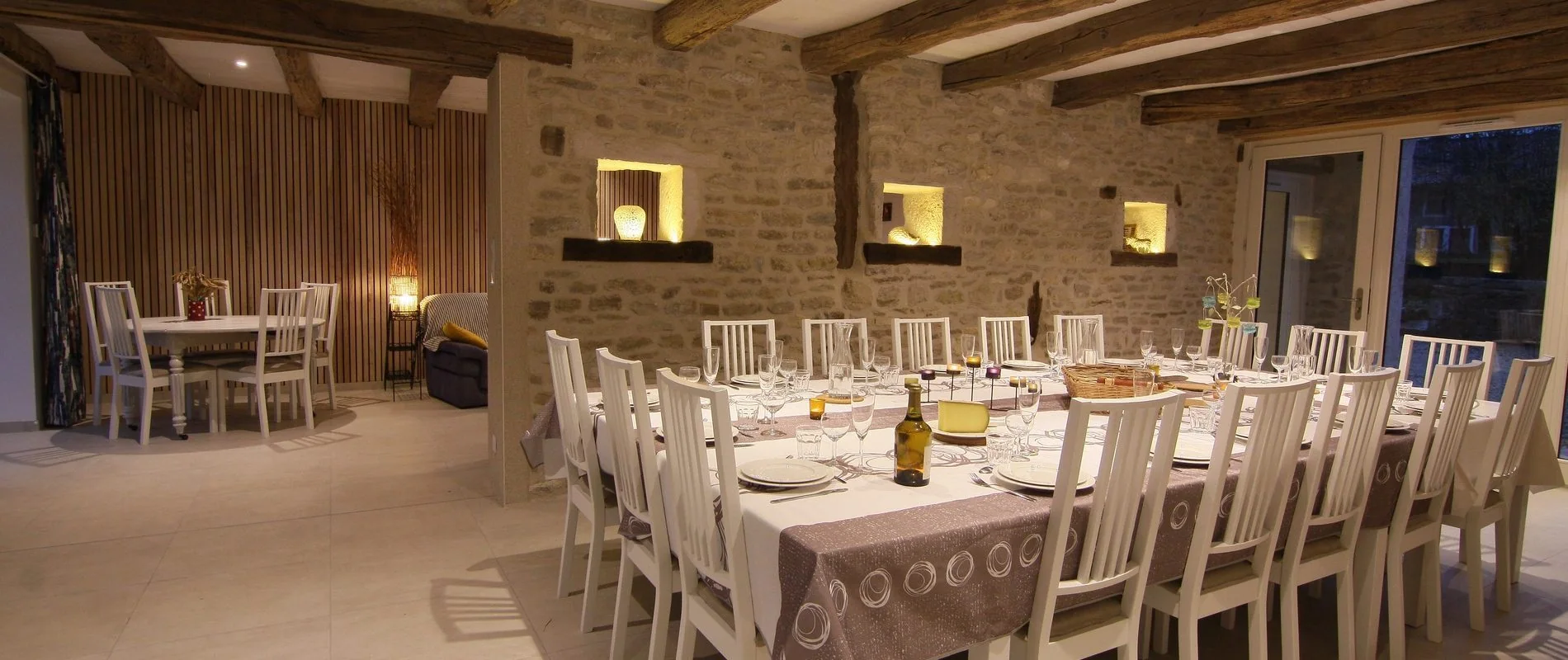 Interieur chaleureux du gite Le Clos