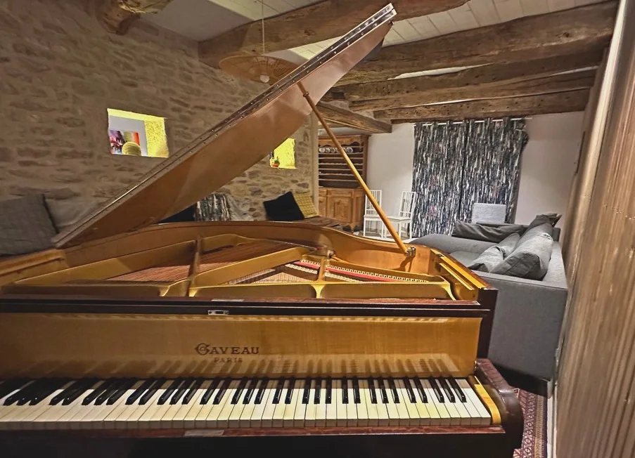 Piano dans le salon
