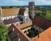 Brou non loin gîtes groupe Lyon Genève