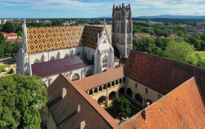 Brou non loin gîtes groupe Lyon Genève