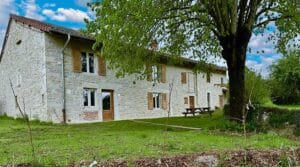 Très beau gîte à la campagne proche de Lyon, Genève, Bourg-en-Bresse